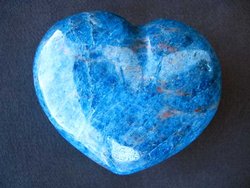 Apatite Hearts 90g
