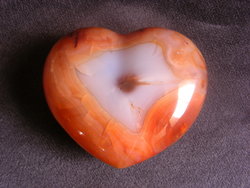 Carnelian Heart 200g - 1 Flat (12pcs)