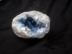 Celestite Geode AAA 3-4Kg/Pc