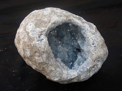 Celestite Geode AAA 45 KG (4-6Kg/Pc)
