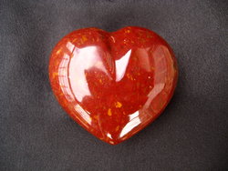 Chestnut Jasper Heart 90g