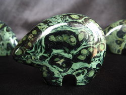 Crocodile Jasper Fetish Bear 1 flat (18pcs)