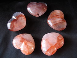 Fire Quartz Hearts 90g