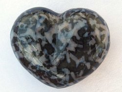 Indigo Gabbro Heart 200g 60pcs (5flats)