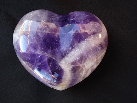 Banded Amethyst Heart 90g