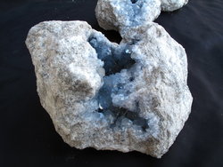 Celestite Geode AA (3-6kg/pc) - 45kg (100LB)