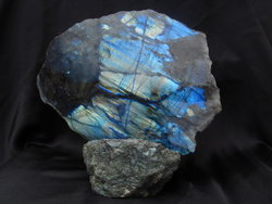 Labradorite Slice 7-10 inch - 80LB