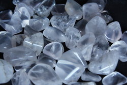 20-30 mm Girasol Tumbled Stones 