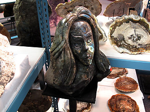 Labradorite Woman Face 61Kg