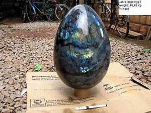 Labradorite egg 46.48Kg