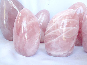 Rose Quartz Boulders (1-2 kg Pieces)