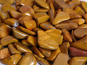 18-30 mm Yellow Jasper Tumbles Stones