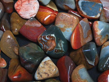 Medium (18-30 mm) Desert Jasper Tumbled Stones