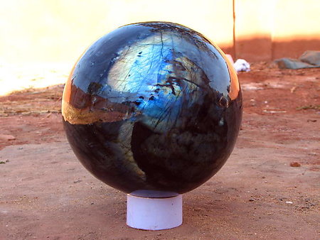 Labradorite Large Sphere (25.40Kg) 