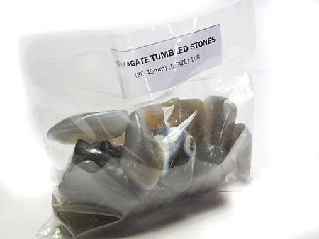 30-45 mm Grey Agate Tumbled Stones